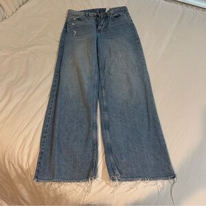 Blue Jeans / size 6 / baggy style (boyfriend jeans)